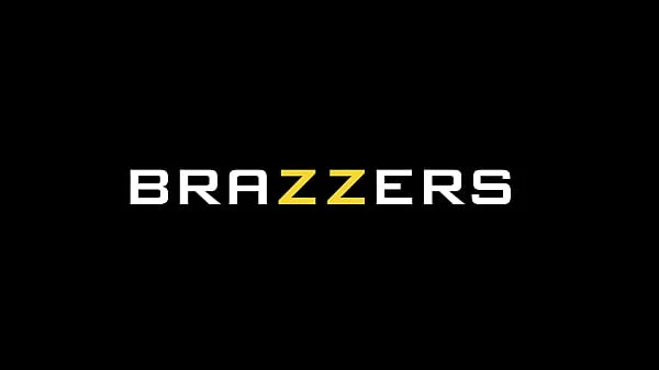 The Plumber's Cumming - Jayla Page / Brazzers  / stream full from www.zzfull.com/cutie