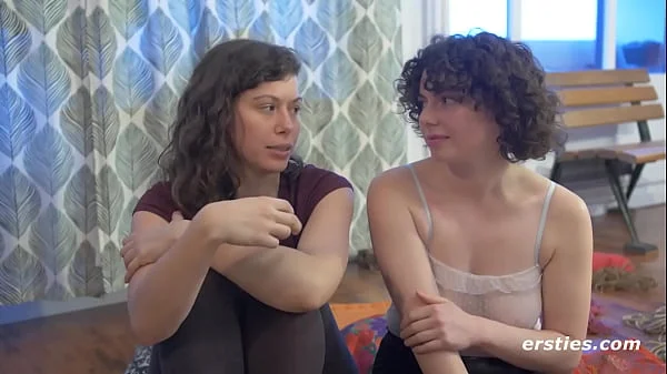 Ersties: French Lesbians Have Kinky Bondage Fun