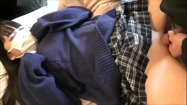 【素人】付き合って1ヶ月目で初え◯ちしようと最初素股からシようとしたけど我慢出来ずに中にそのまま挿入して彼女のアヘ顔が止まらなくて興奮した。