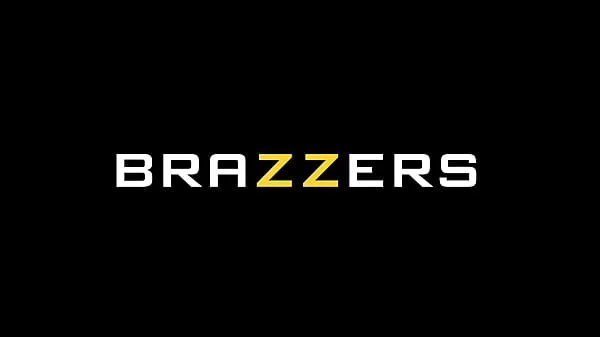 Big Titty Barista - Ashlyn Peaks / Brazzers  / stream full from www.zzfull.com/charm