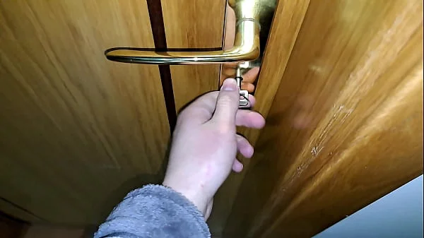 Dude makes an escaped prisoner his whore