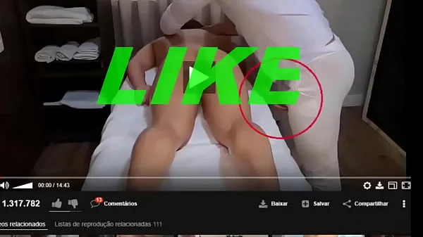 Flagrante - Terapeuta tirou a roupa da casada durante consulta e passou a mão na buceta dela - Massagem tântrica- VIDEO REAL