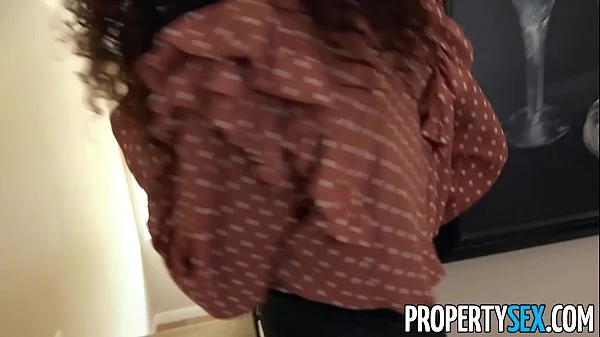PropertySex Young Petite Real Estate Agent Bangs Outside