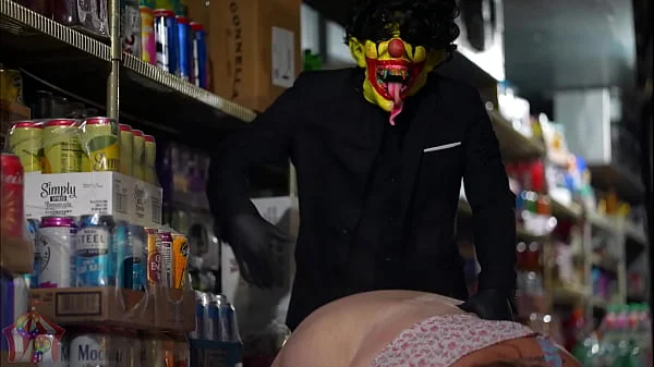 Horny BBW Gets Fucked At The Local 7- Eleven