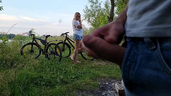 I public jerk off dick near unknown busty blonde girl and she want look how i masturbate and want touch my cock