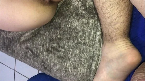 el primer anal que le hago a mi novia
