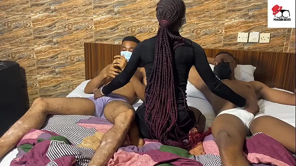 Amateur Real threesome and Guest Guy Hot Threesome Action
