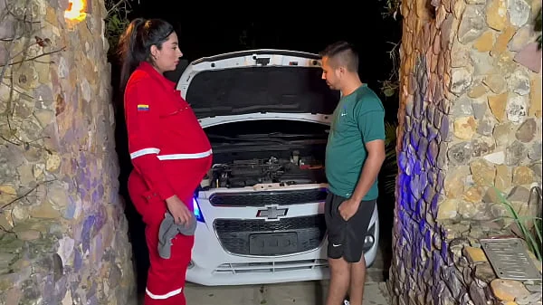 PREGNANT MECHANIC RECEIVES SAUSAGE IN EXCHANGE FOR HER PAYME PART 1