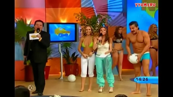 Strip Game on Mexican TV show