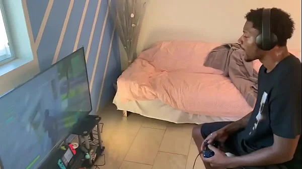 Stretch and Carmela Clutch Fortnite Chronicles part one