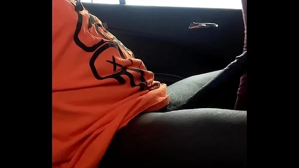 Sucking me is like a job to her. She loves it.