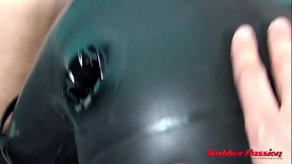 LatexRubberVideos003963