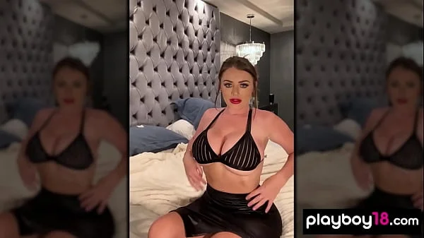 Chubby MILF Sophie Dee masturbating after she oiled her massive tits