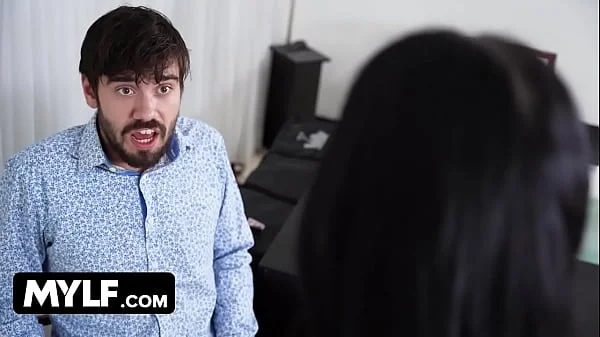 Mischievous Boyfriend Tricks His Girlfriend's Stepmom And Sneaks The Condom Off To Cum Inside Her