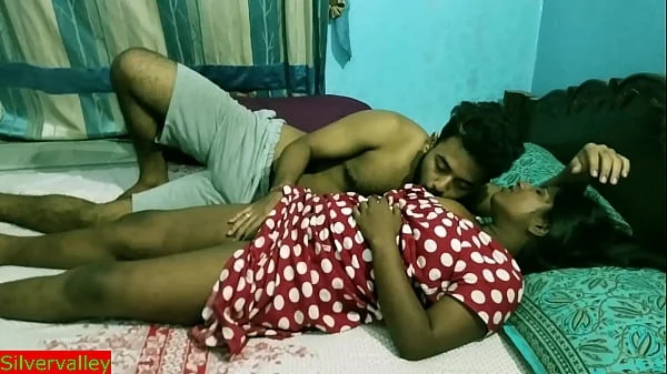 Indian teen couple viral hot sex video!! Village girl vs smart teen boy real sex