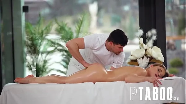 Kristof Cale makes sure cutie Alexa Flexy is completely relaxed
