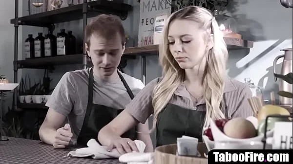 Hot teen barista blows boyfriend behind the counter