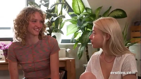 Ersties: 4 Hot Lesbians Play a Game With The Sybian